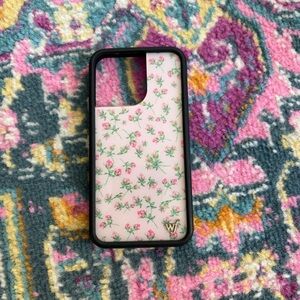 Wildflower iPhone 13 Pro case